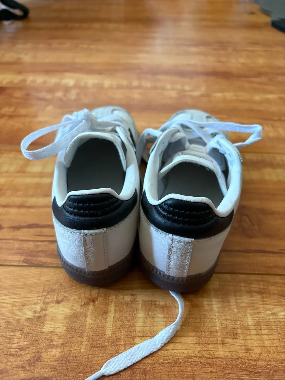 adidas Kids Samba Sneakers in White with Black Stripes - Picture 3 of 4